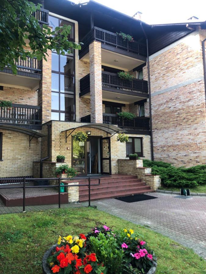 Lesny Dwor Aparthotel Mielno  Kültér fotó